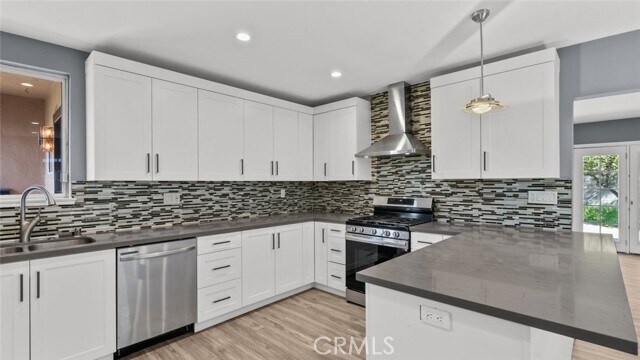 Building Photo - 9540 Debra Ave