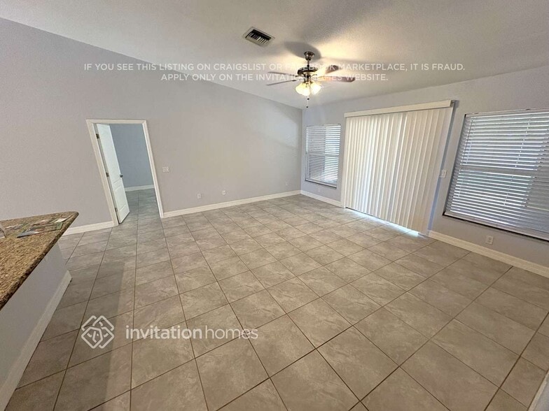 Building Photo - 23283 Mulligan Ave