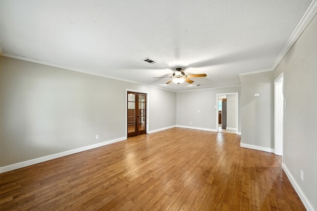 Building Photo - 1714 Parana Dr