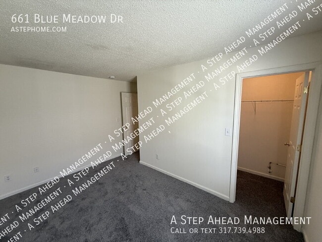Building Photo - 661 Blue Meadow Dr
