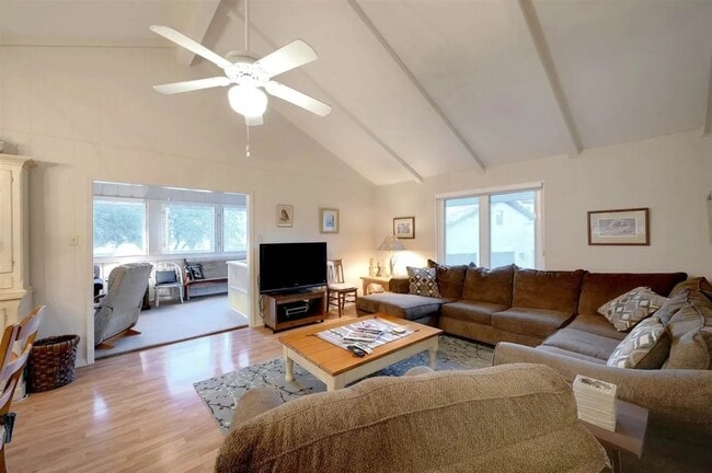 Building Photo - 3804 Pack Saddle Dr