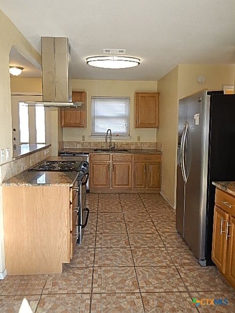 Building Photo - 5011 White Rock Dr