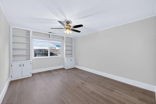 Building Photo - 39771 Rd 33