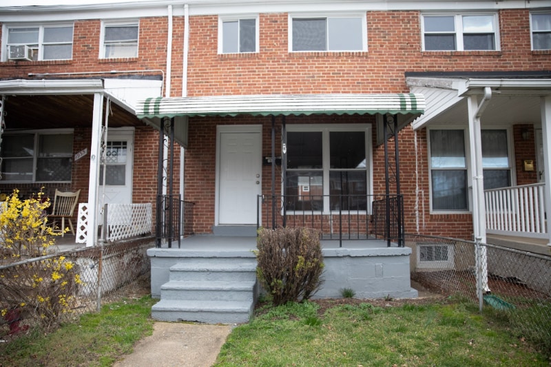 Primary Photo - 1937 Jasmine Rd