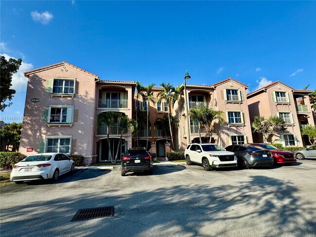 Building Photo - 6540 NW 114th Ave