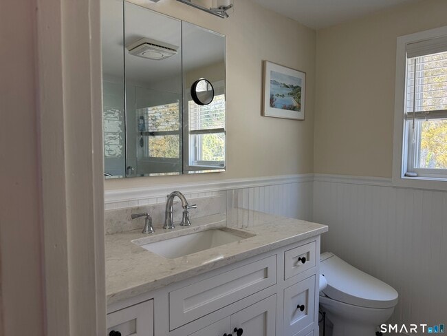 Building Photo - 509 Boston Post Rd