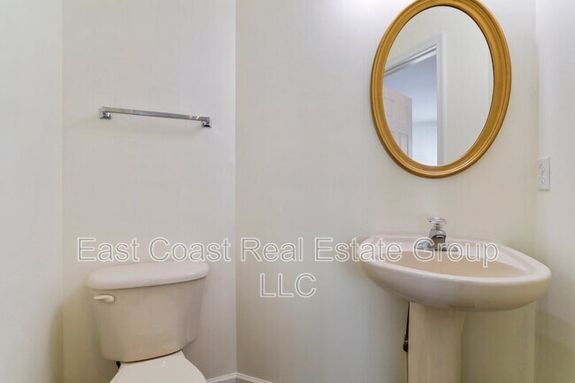 Building Photo - 91 Grindstone Dr