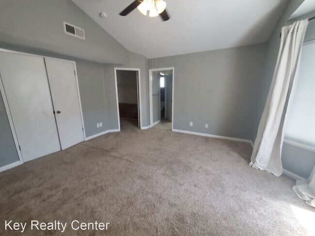 Building Photo - 3 br, 2.5 bath House - 8700 Brittany Park ...