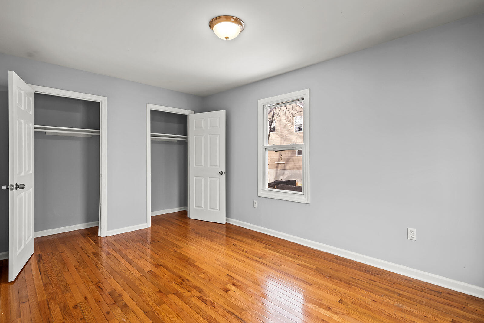 Building Photo - 137 Godwin Ave