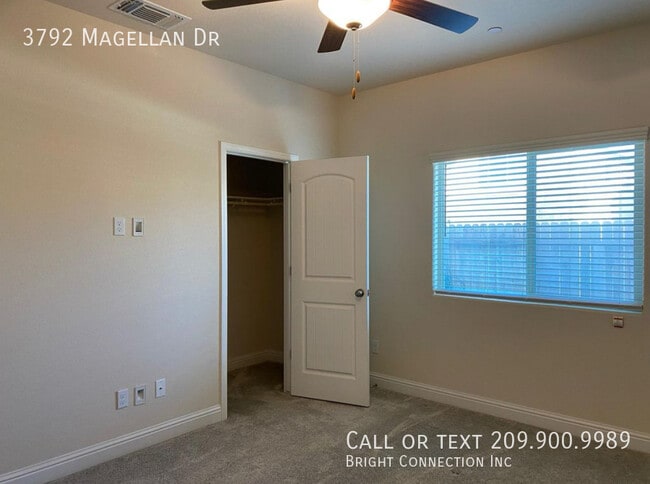 Building Photo - 3792 Magellan Dr
