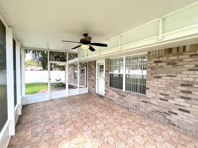 Building Photo - 70 Pheasant Dr