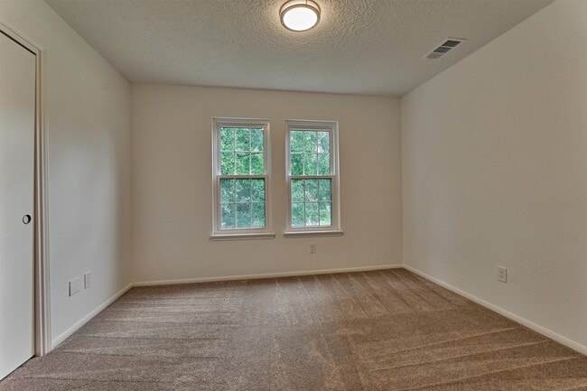 Building Photo - 23006 Northampton Pines Dr