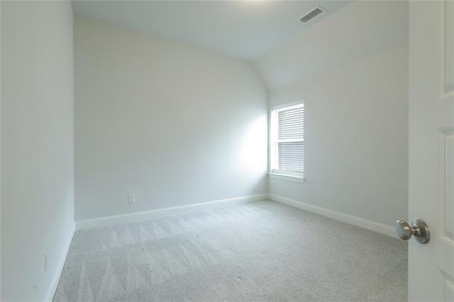 Building Photo - 8765 Majors Cir