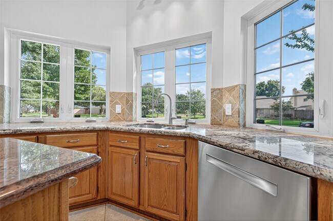 Building Photo - 2483 Hodges Bend Cir