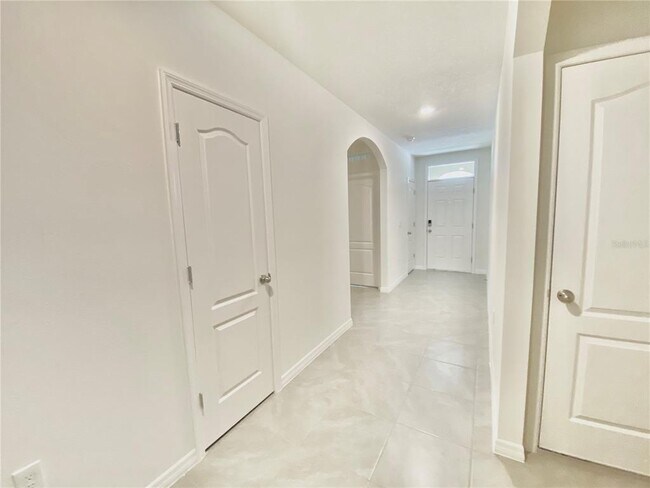 Building Photo - 160 Victoria Oaks Blvd