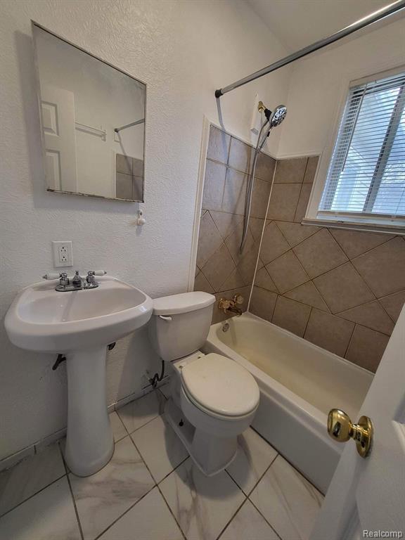 Building Photo - 6466 Cooper St