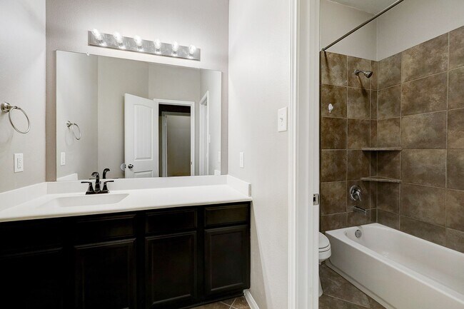 Building Photo - Move in ready Home in Katy for Lease!