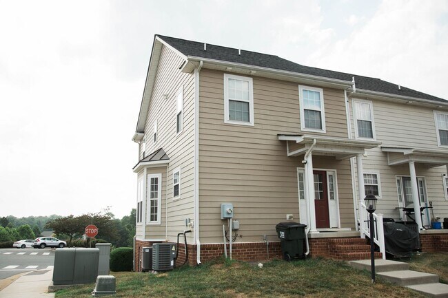 Building Photo - 1400 Timberwood Blvd