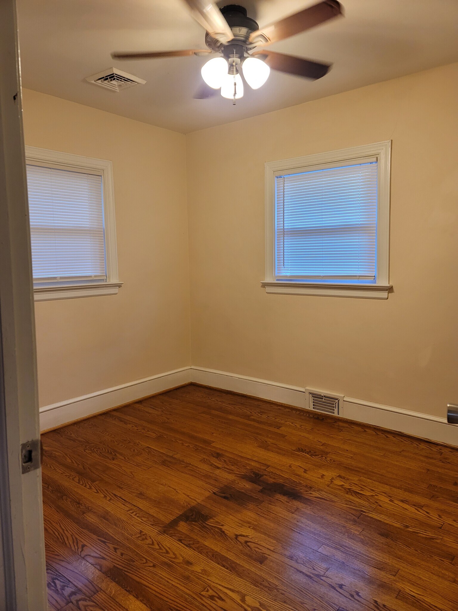 Building Photo - 1580 Whippoorwill Rd
