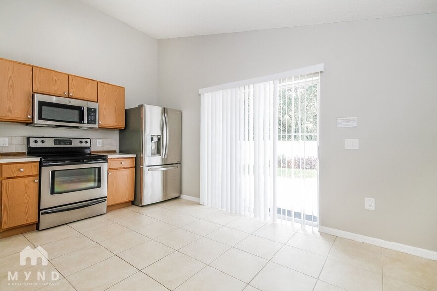 Building Photo - 30630 Double Dr