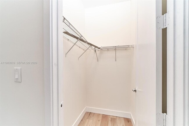 Building Photo - 10447 NW 66th St