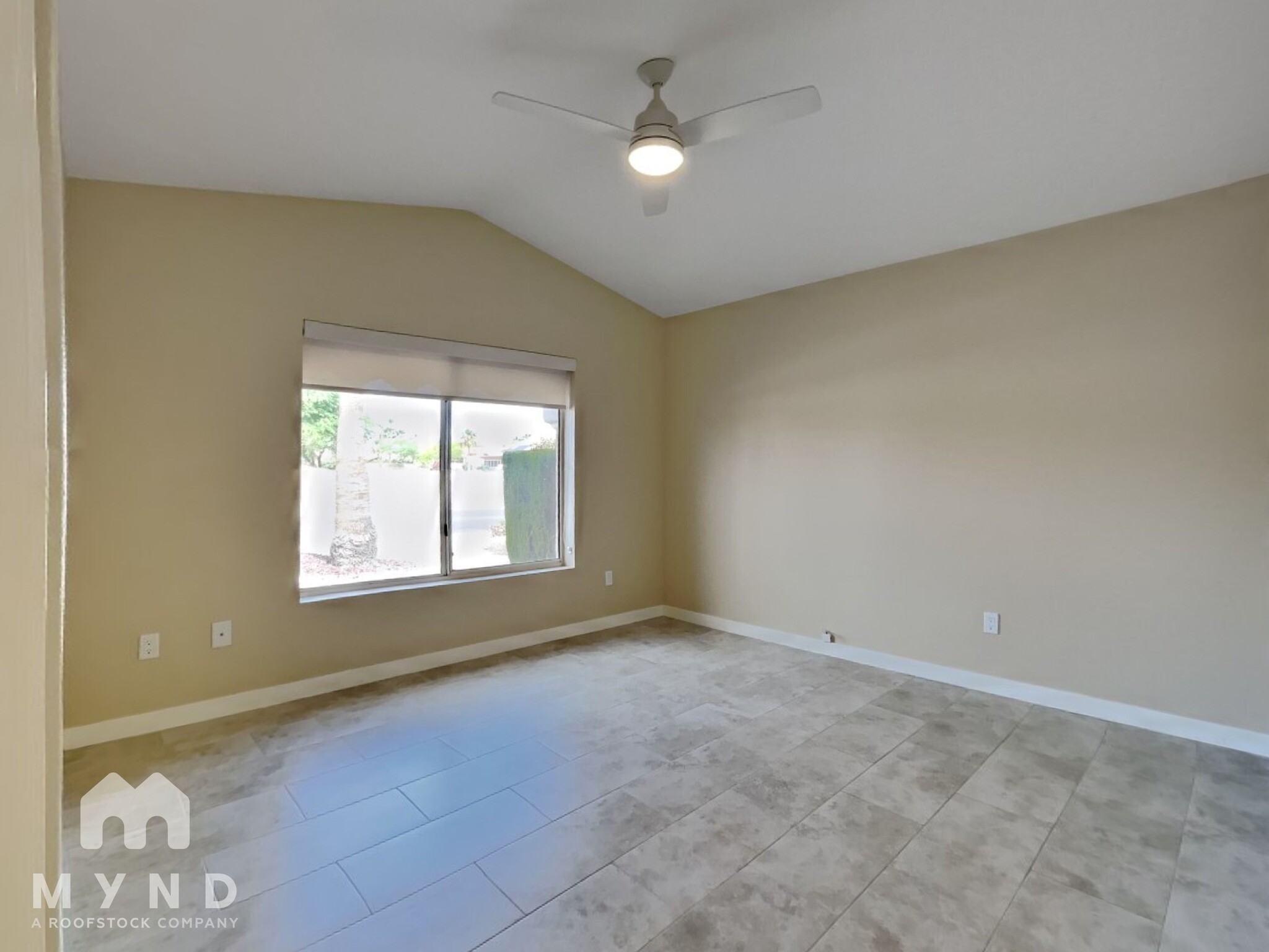 Building Photo - 21405 N 159th Dr