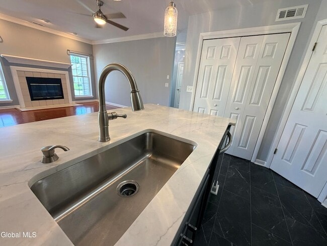 Building Photo - 413 Diamond Rock Cir