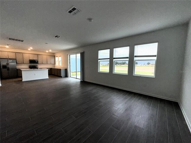 Building Photo - 2840 Fitness St