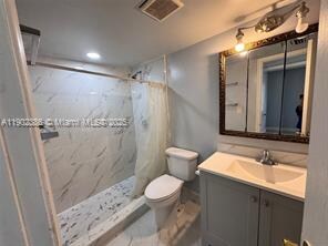 Building Photo - 6840 Pembroke Rd