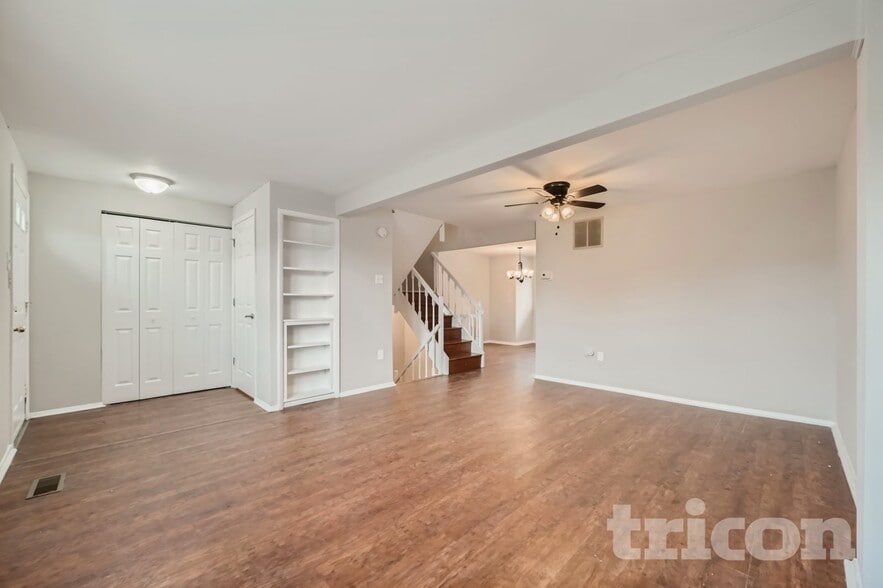 Building Photo - 12367 Boncrest Dr