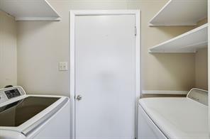 Building Photo - 1228 Cordell St