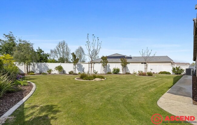 Building Photo - 14430 Utica Wy