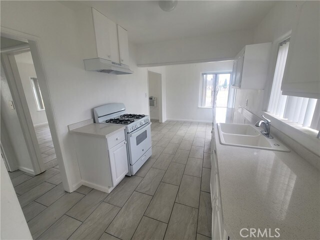 Building Photo - 545 N 2nd St