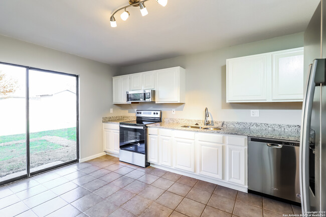 Building Photo - 9879 Highland Creek