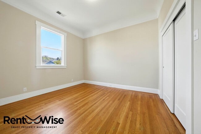 Building Photo - 875 Alvarado St