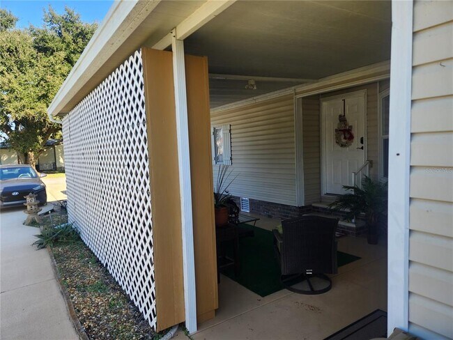 Building Photo - 24921 Pine Hill