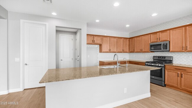 Building Photo - 4349 S Helix