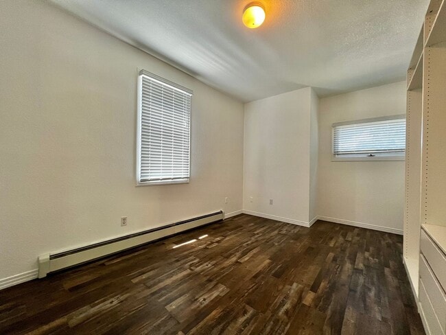 Building Photo - 3 Bed, 3 Bath Townhome in Fort Collins!