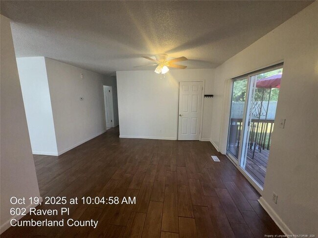 Building Photo - 602 Raven Pl