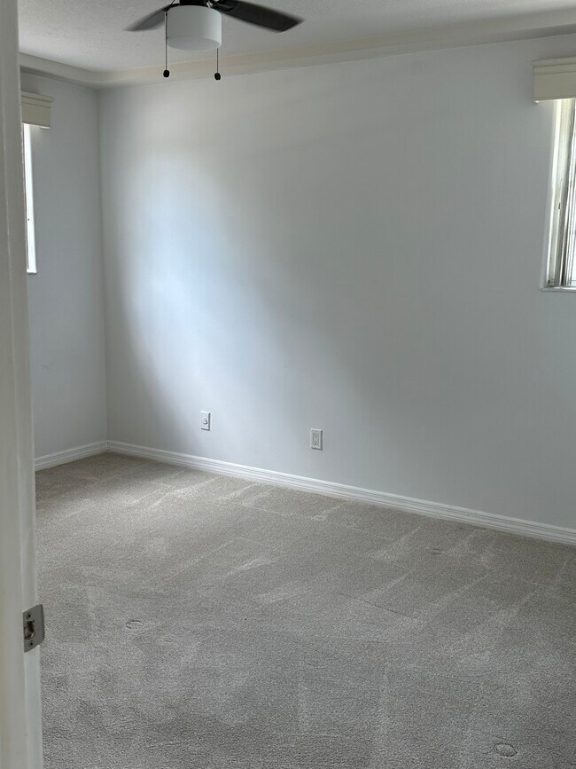 Building Photo - 14481 SW 146th Pl