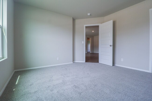 Building Photo - 16429 S 85th E Ave