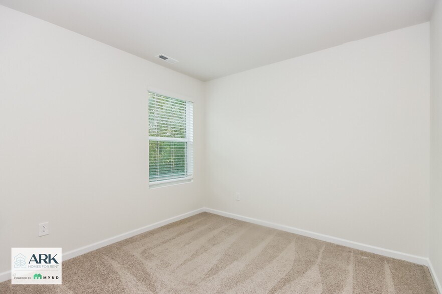Building Photo - 139 Slate Dr