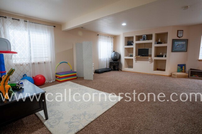Building Photo - 6950 Highland Vista Dr