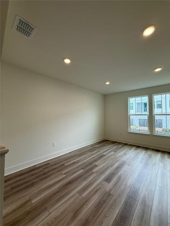 Building Photo - 15039 Groveside Rd