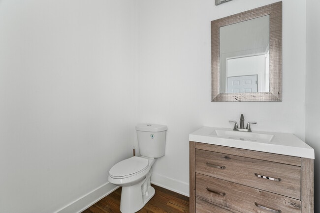 Building Photo - 3655 S Indiana Ave