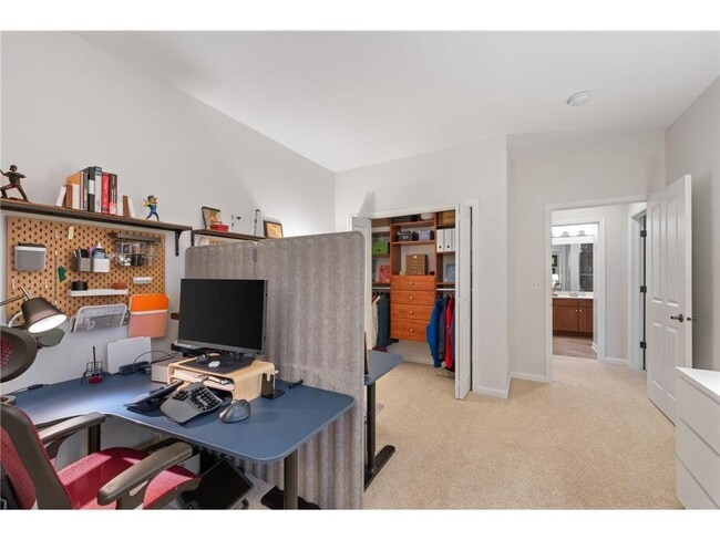 Building Photo - 1008 Portland Ave