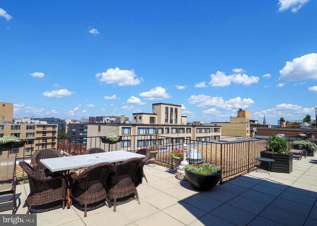 Building Photo - DC Studio Near Logan and DuPont Circle