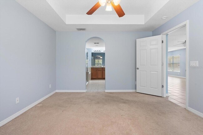 Building Photo - 6018 Oak Mill Terrace
