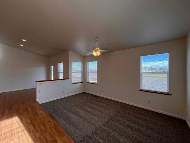 Building Photo - 3-bedroom Home in Desert Lakes Subdivision, Fernley