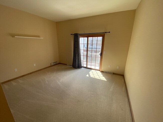 Building Photo - 2171 Norhardt Dr
